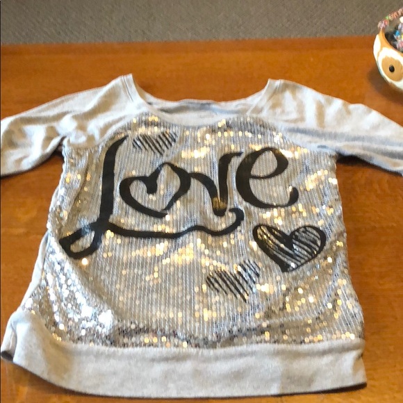 Clothes - Picture 1 of 1